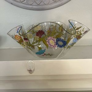 Vintage Dorothy Thorpe bowl